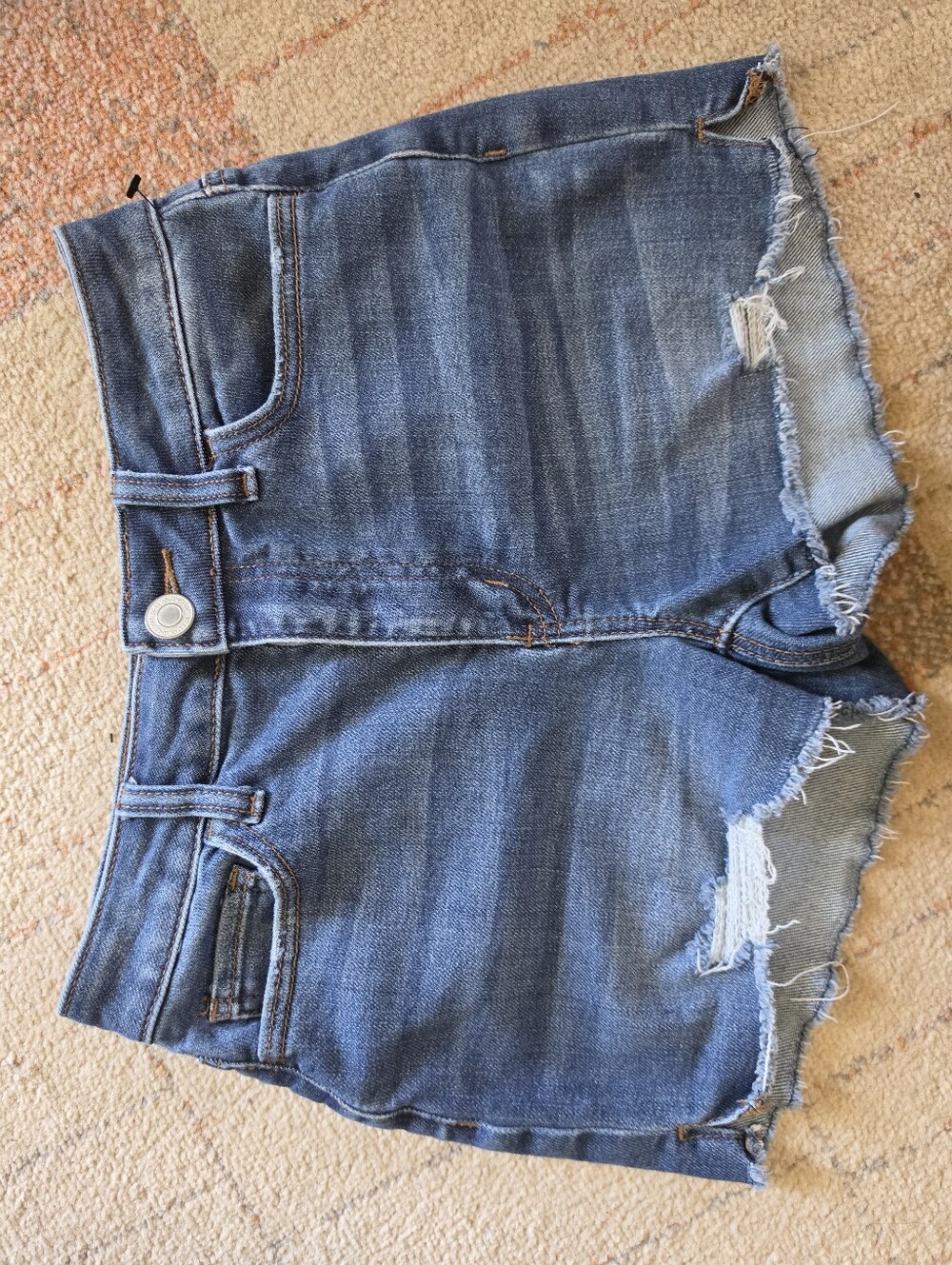 ✨ SO Super High Rise Curvy Distressed Denim Shorts Size 5/27W